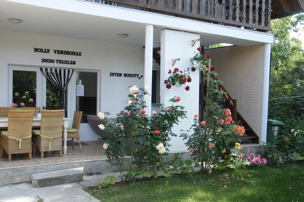 Holly Vendégház Hajduszoboszlo Exterior foto